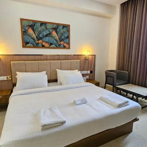 Prosland Hotel，位于Tirūr的酒店