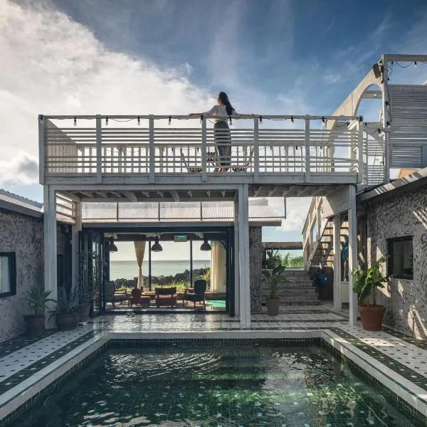 Ocean View Riad Jeju，位于济州市的酒店