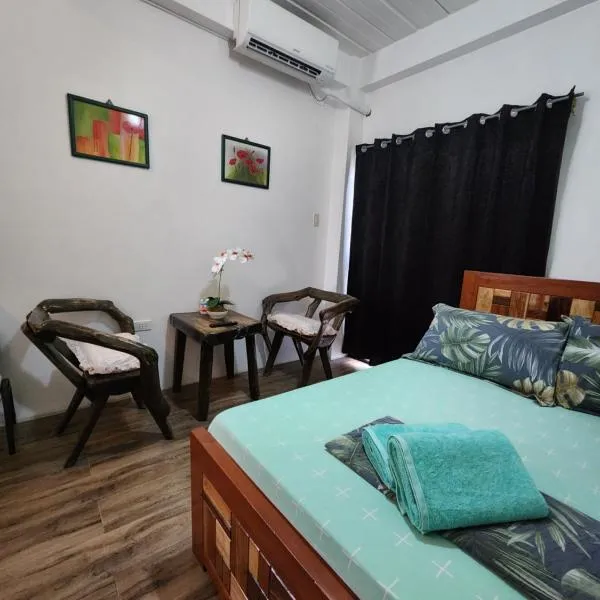 ASHBURN'S TRANSIENT Bauang LA UNION- SELF CHECK-IN, MOTORCYCLE PARKING ONLY，位于巴旺的酒店