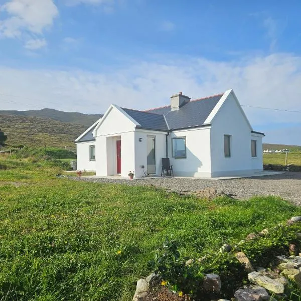 Achill Island Holiday home by the Sea，位于Achill Sound的酒店