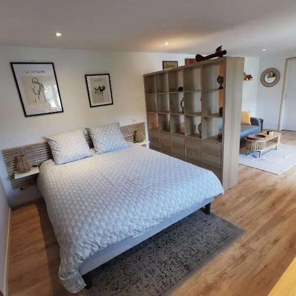 Maison de la fontaine aux daims，位于Courbouzon的酒店