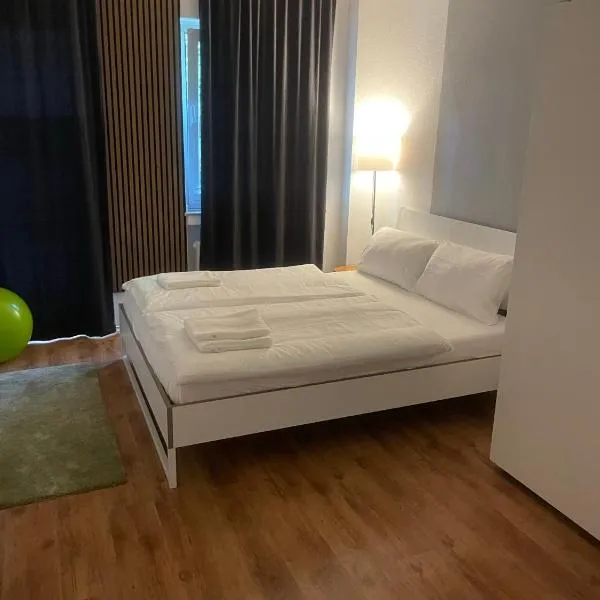Köln Wohnung 4 min nähe von Hbf und Dom mit Garten ,Balkon & office，位于科隆的酒店