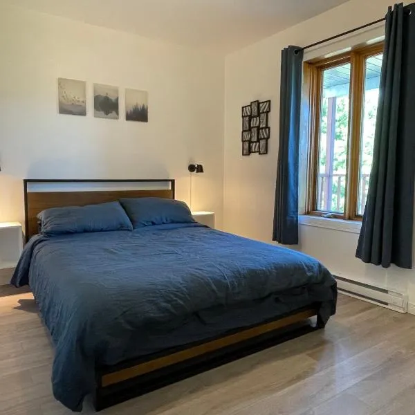 Cosy House - Mandeville Center - 6 guests 3 Beds，位于Mandeville的酒店