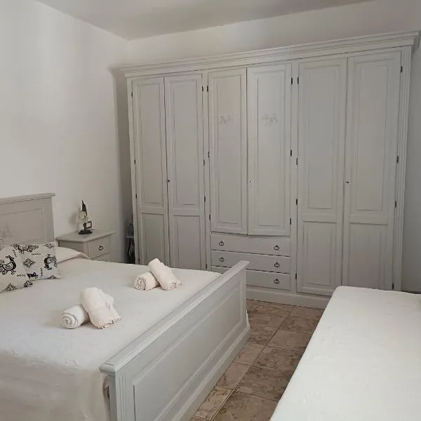 CASA ZENOBIO，位于Pabillonis的酒店
