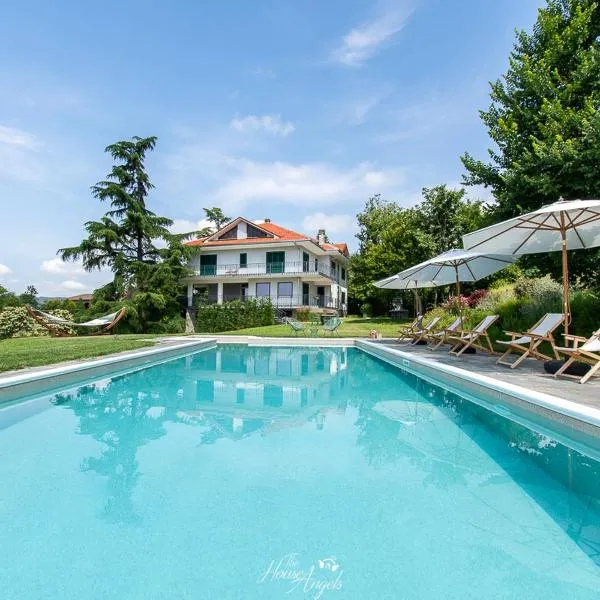 Villa Fiori B&B，位于蒙卡尔沃的酒店