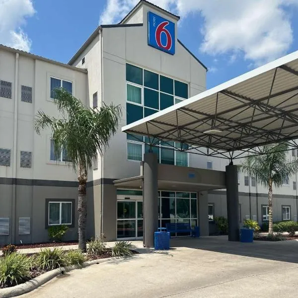 Motel 6-Mission, TX，位于米申的酒店
