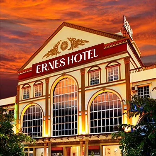 ERNES Hotel Bandar Perda，位于Kampong Permatang Batu的酒店