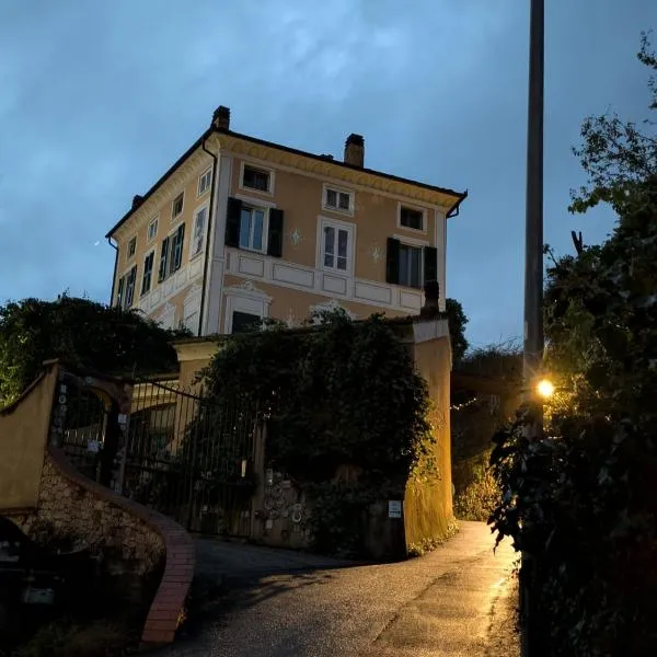 Casa Viola Bed and Breakfast Dimora di campagna，位于Calice Ligure的酒店