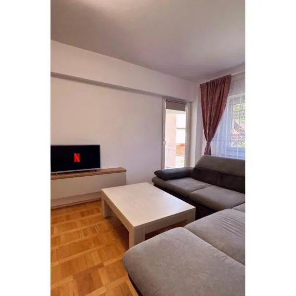 B7 Apartament，位于Ocna Mureş的酒店