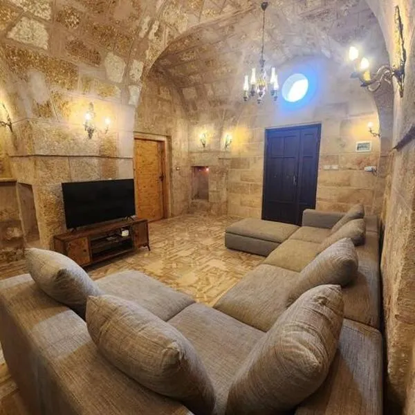 Jay GuestHouse，位于Fad‘ūs的酒店