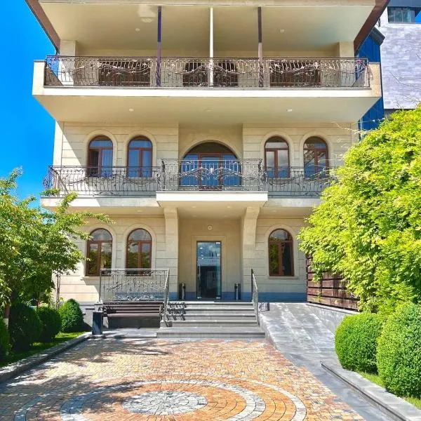 Bien hotel，位于埃里温的酒店