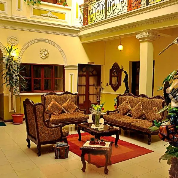 圣马力诺皇家酒店，位于Huata的酒店