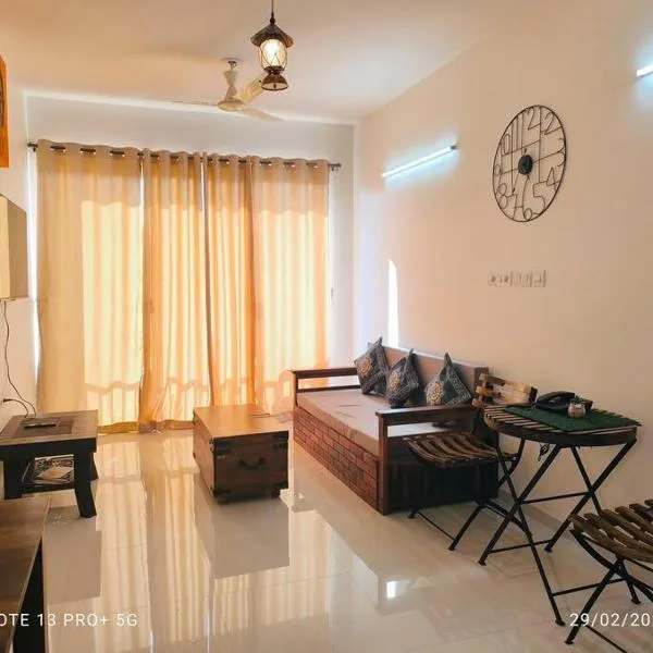 Good Stay 2 BHK With Pool View Apartment 6km from Airport, -805，位于达波林的酒店