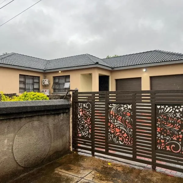 SammyGrace Holiday Home，位于察嫩的酒店