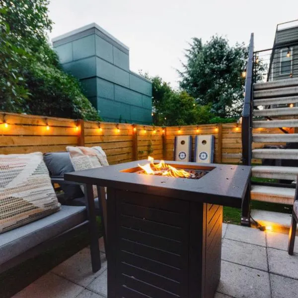 Travelers Dream, Walk to Space Needle, Firepit, cornhole,位于西雅图的酒店