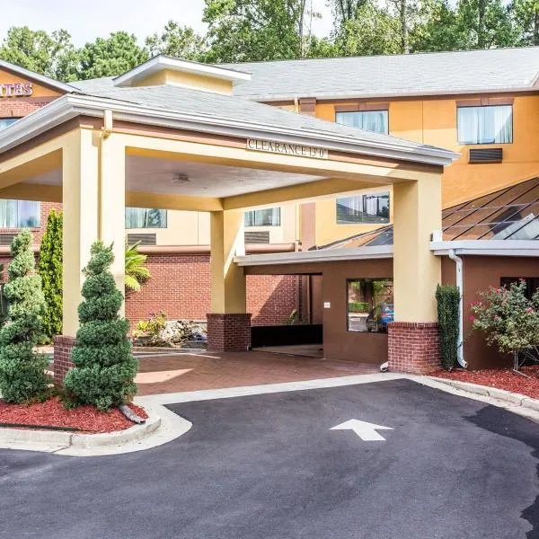 Comfort Suites Morrow- Atlanta South，位于Rex的酒店