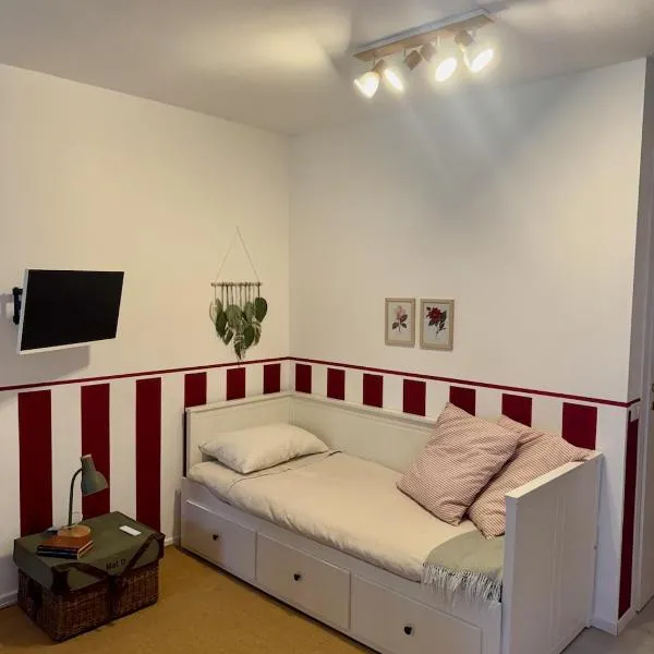 GuestRoom Ia cascina di Bea，位于Torre Boldone的酒店