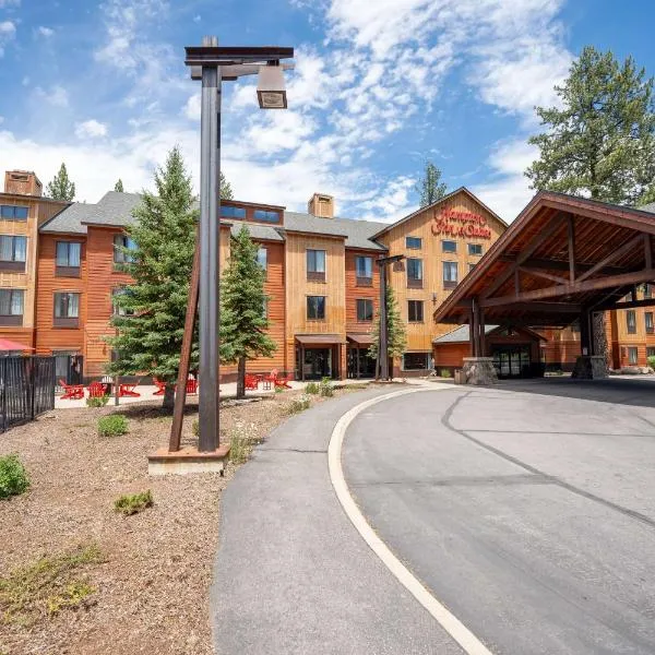 Hampton Inn & Suites Tahoe-Truckee，位于Soda Springs的酒店