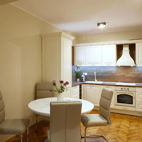 Central Apartment 2，位于索非亚的酒店