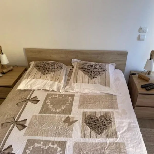 chambre 2 personnes Pinet，位于Pinet的酒店