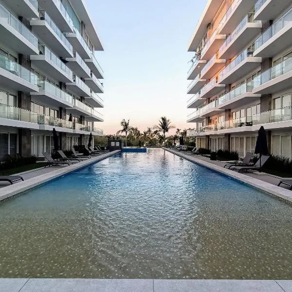 Quinta San Miguel con Alberca y playa a 5 minutos.，位于布塞里亚斯的酒店