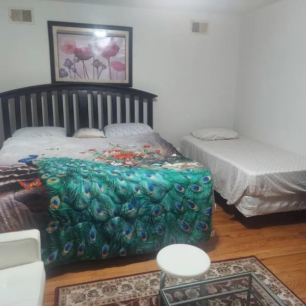 Cosy Bedroom 12mins to Airport Prudential NJIT UMDJ Penn Station，位于东奥兰治的酒店