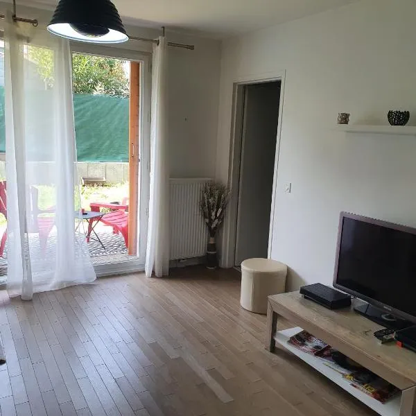Appartement Cormeilles，位于Cormeilles-en-Parisis的酒店