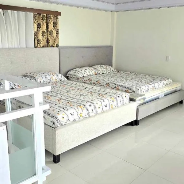 GRAND VIEW BAGUIO CONDO TRANSIENT by DEI GRATIA，位于碧瑶的酒店