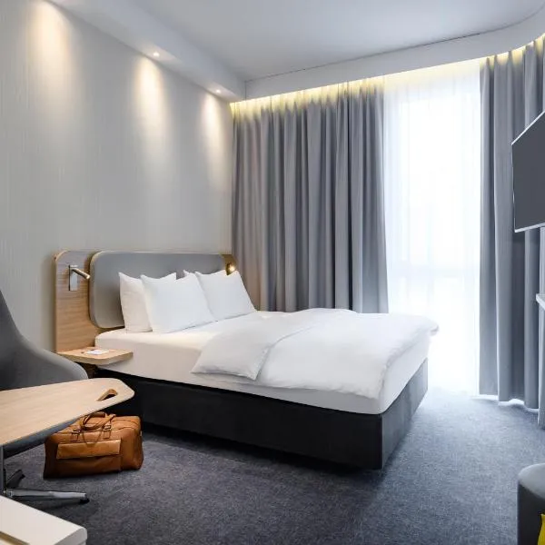 Holiday Inn Express Munich Airport - Erding by IHG，位于埃尔丁的酒店