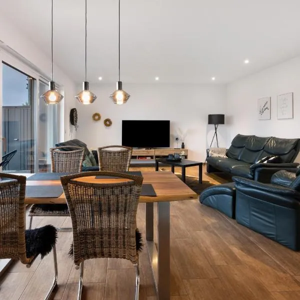 Ferienwohnung Spanier，位于Pouch的酒店