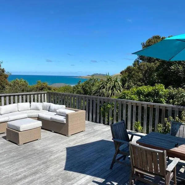 Kaka Point Beach House，位于努盖特角的酒店