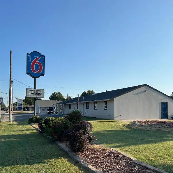 Motel 6 Ponca City, OK，位于Ponca City的酒店