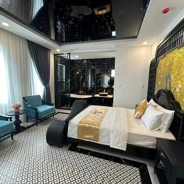 Love Hotel Tô Ký，位于胡志明市的酒店