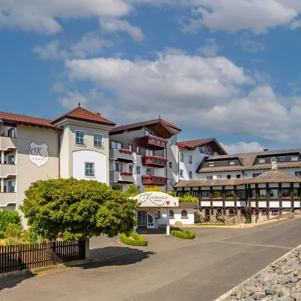 Natur- und Wohlfühlhotel Kastenholz，位于Schuld的酒店