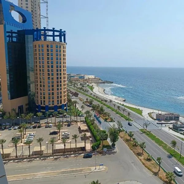 جناج ملكي 150م داماك luxury，位于Ash Shati的酒店