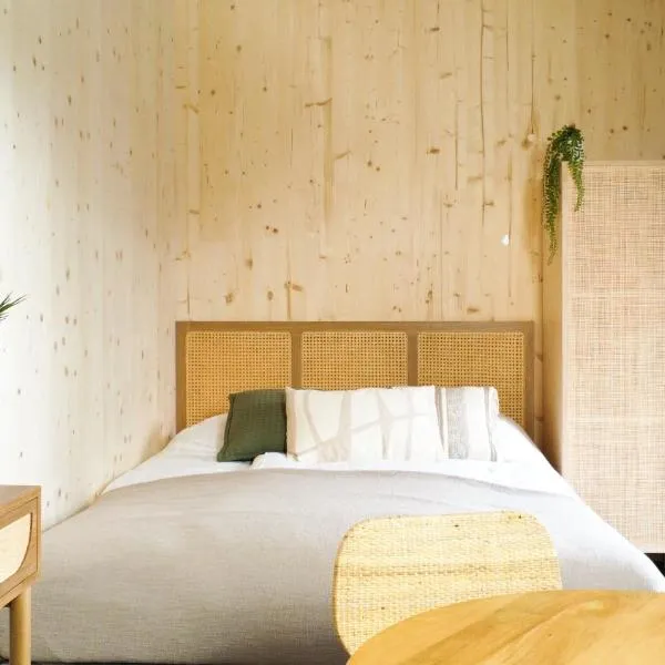 Hike & Bike Hotel，位于Noordwolde的酒店