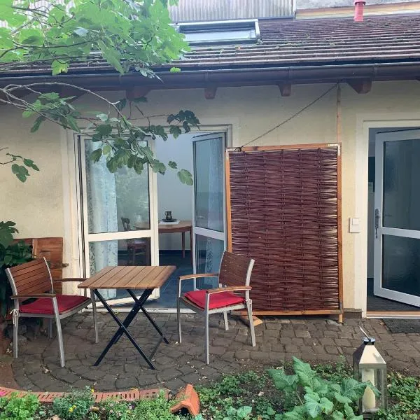 Studio 8，位于Bürgel的酒店