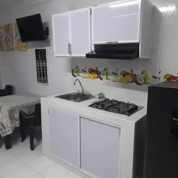 RENTA APARTAESTUDIO EN EL RODADERO SANTA MARTA CERCA DEL MAR，位于Rodadero的酒店