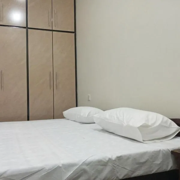 Street 7 Apartment，位于巴哈瓦尔布尔的酒店