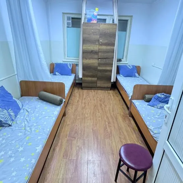 Time hostel，位于奥什的酒店