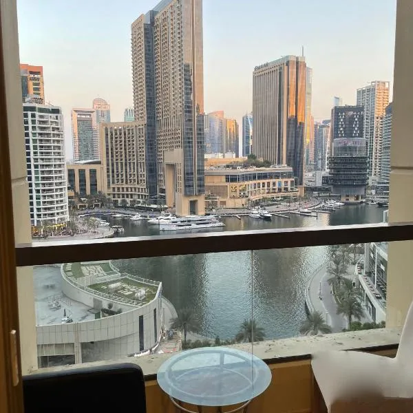 Four Stars Dubai Marina JBR，位于Dubai Marina的酒店