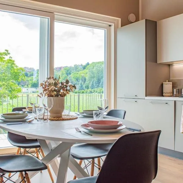 Casa Martinèt- Prestogioso 2 suite 2 bagni privati con terrazza 35m，位于布拉的酒店