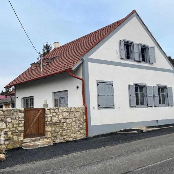 Lapillo Vendégház，位于克韦什卡尔的酒店