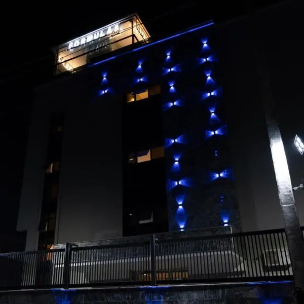 Formula 2 Hotels and Suites，位于Ewu的酒店