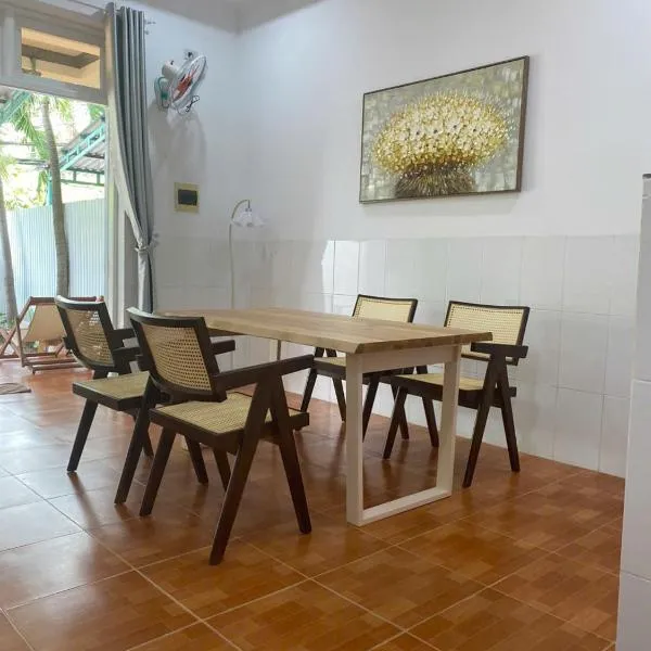 Dứa Homestay Mũi Né，位于Ấp Bình Hưng的酒店