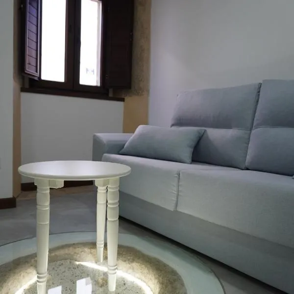 Apartamento Sanin 1，位于Lumbrales的酒店