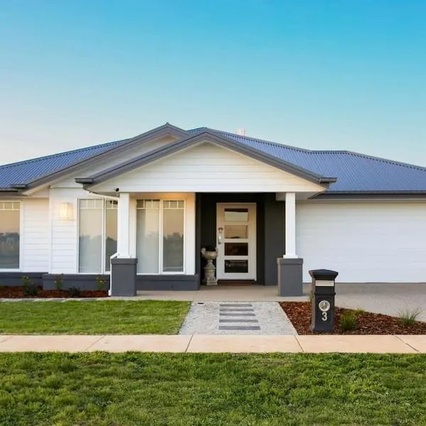 Luxury Lake Nagambie Retreat，位于纳甘比的酒店