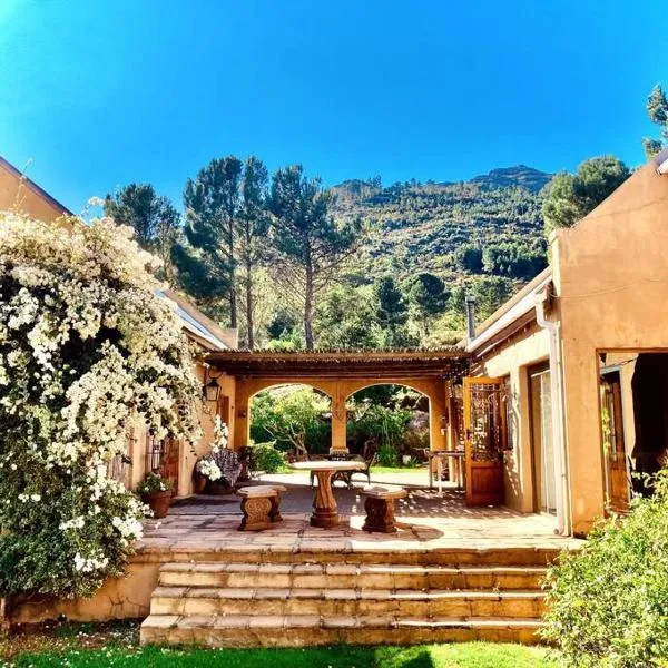 Tuscan Farmhouse in Winelands，位于Simondium的酒店