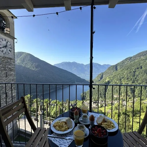 Bright studio with panoramic view of Valle Verzasc，位于Mergoscia的酒店