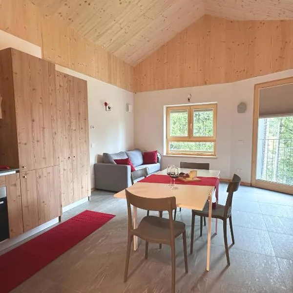 Chalet immerso nel verde，位于马代西莫的酒店